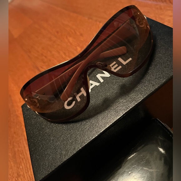 CHANEL Accessories - Chanel Camellia Sunglasses with Box, Case and Paperwork Tan